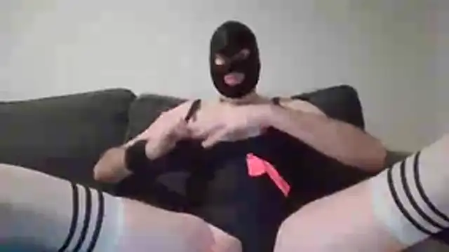 Snapshot of Livelikethecaptain chatting on February 2026 10:07:01 PM Livelikethecaptain online show from February 2026 10:07:01 PM