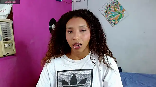 sensitive brunette online show from December 2024 03:15:02 AM