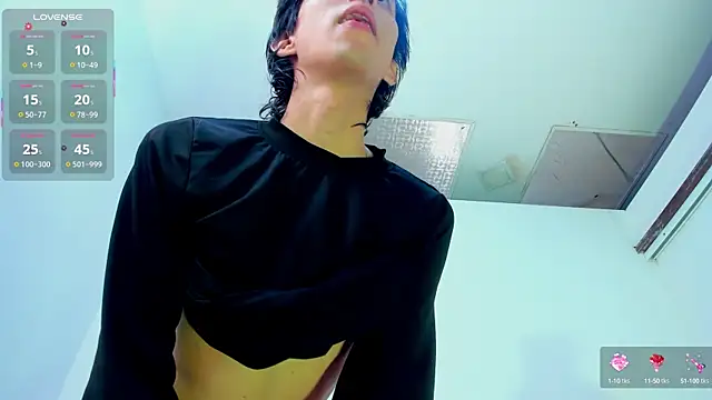 Snapshot of JeanRam18 chatting on September 2025 07:03:02 PM JeanRam18 online show from September 2025 07:03:02 PM