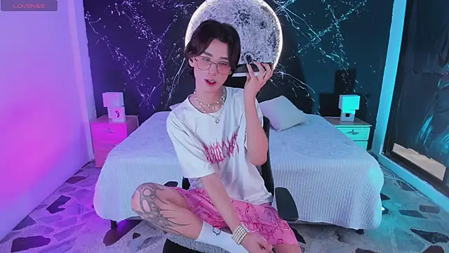 JasperCooper  online show from February 2025 01:43:02 PM