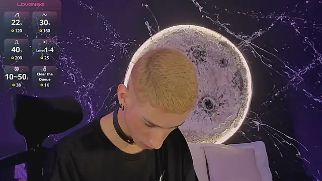 JasperCooper  online show from March 2025 12:44:02 PM
