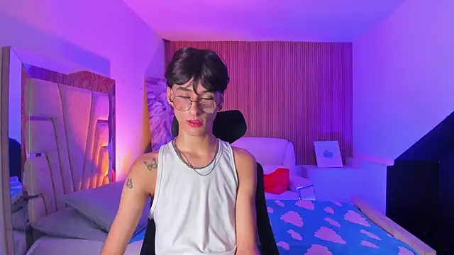 JasperCooper  online show from October 2025 12:57:02 PM