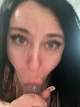 Snapshot of CuteNata chatting on March 2025 03:02:01 PM CuteNata online show from March 2025 03:02:01 PM