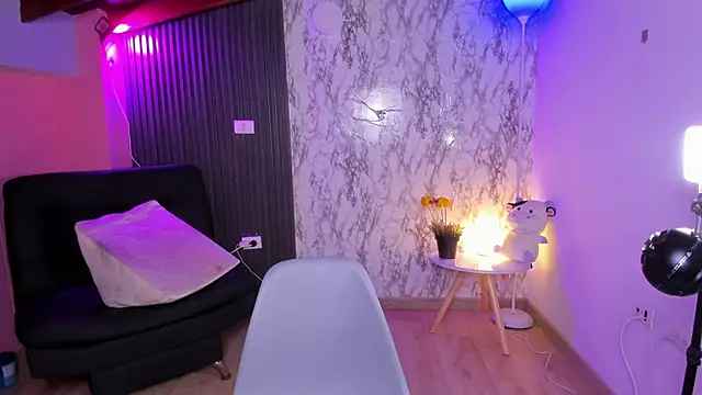 Snapshot of chloe_blue chatting on November 2025 11:20:02 AM chloe blue online show from November 2025 11:20:02 AM