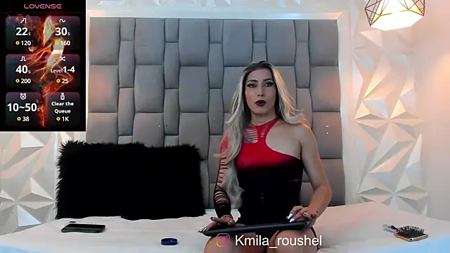 Snapshot of kamila_twink_sexy chatting on December 2024 08:13:01 AM kamila twink sexy online show from December 2024 08:13:01 AM
