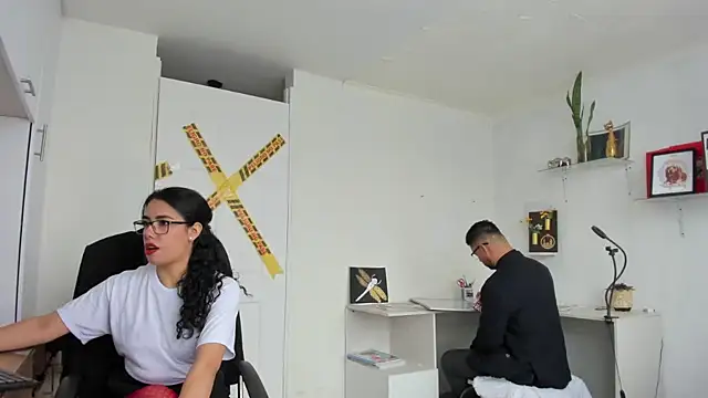 susana monroy online show from December 2025 04:35:01 PM