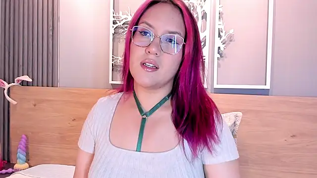 Snapshot of sweet--emily chatting on November 2025 03:49:02 AM sweet--emily online show from November 2025 03:49:02 AM