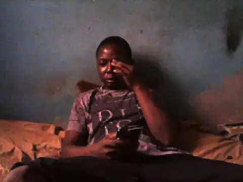 Snapshot of little__joy chatting on February 2025 03:05:01 PM little joy online show from February 2025 03:05:01 PM