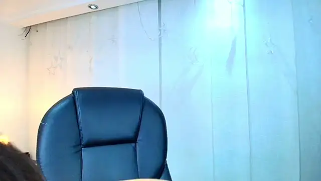 lina bedoya  online show from February 2026 11:39:01 AM