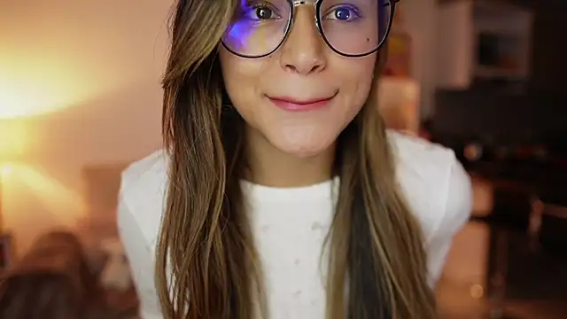 SaraParisi online show from February 2026 11:42:02 PM