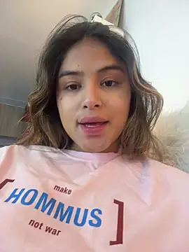 SaraParisi online show from March 2026 11:51:02 PM