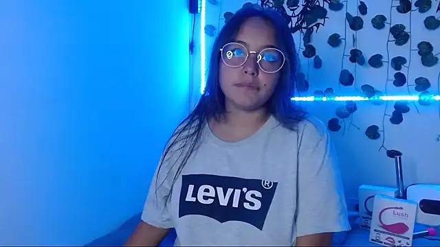 Valeria Cherry22 online show from December 2024 05:42:02 AM