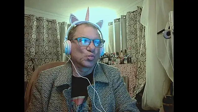 Snapshot of coryassman chatting on June 2026 05:45:01 AM coryassman online show from June 2026 05:45:01 AM