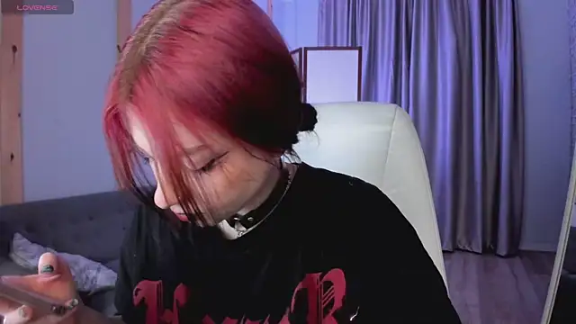 arielabradberry online show from March 2025 03:50:02 PM