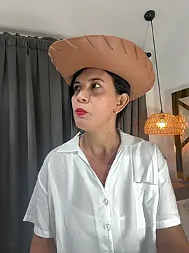 Snapshot of Angel_Perv chatting on May 2026 11:19:01 AM Angel Perv online show from May 2026 11:19:01 AM