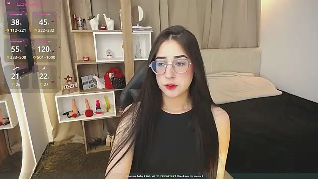 Imkitty-Horny online show from December 2024 11:34:01 PM