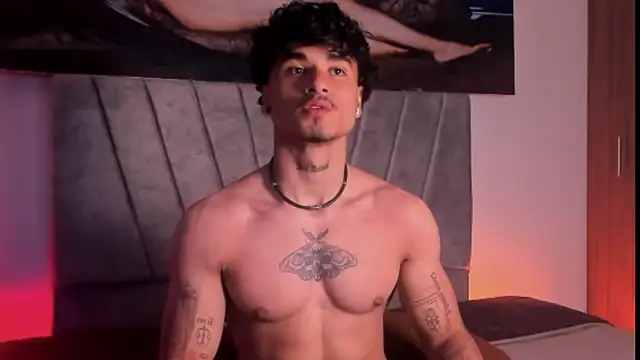 Thomas Fit1 online show from November 2025 04:26:02 AM