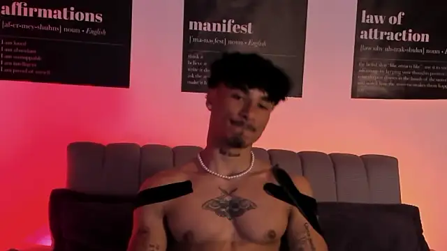 Snapshot of Thomas_Fit1 chatting on February 2026 02:27:02 AM Thomas Fit1 online show from February 2026 02:27:02 AM