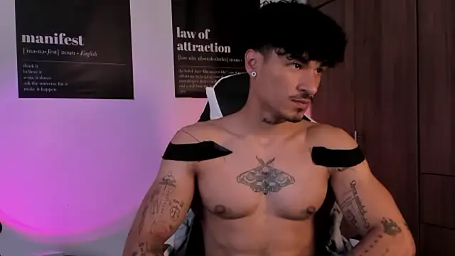 Snapshot of Thomas_Fit1 chatting on February 2026 07:42:02 PM Thomas Fit1 online show from February 2026 07:42:02 PM