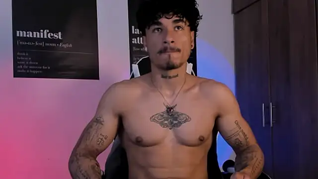 Snapshot of Thomas_Fit1 chatting on February 2026 07:23:01 PM Thomas Fit1 online show from February 2026 07:23:01 PM