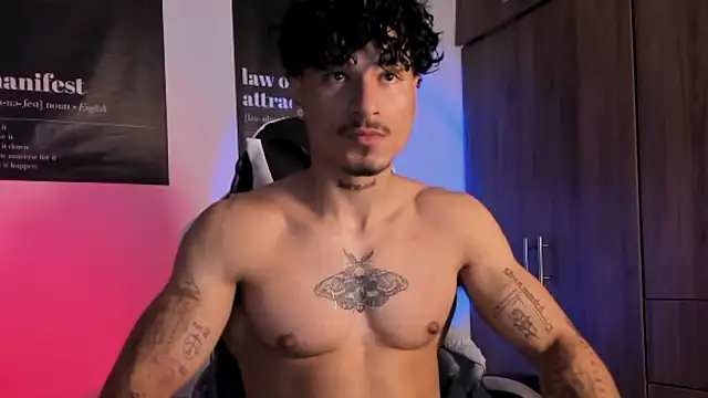 Snapshot of Thomas_Fit1 chatting on March 2026 04:08:01 AM Thomas Fit1 online show from March 2026 04:08:01 AM