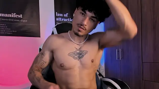 Snapshot of Thomas_Fit1 chatting on March 2026 08:38:01 PM Thomas Fit1 online show from March 2026 08:38:01 PM