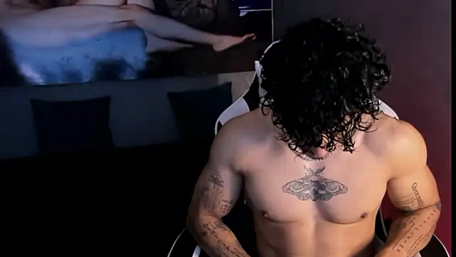 Snapshot of Thomas_Fit1 chatting on March 2026 04:45:02 PM Thomas Fit1 online show from March 2026 04:45:02 PM