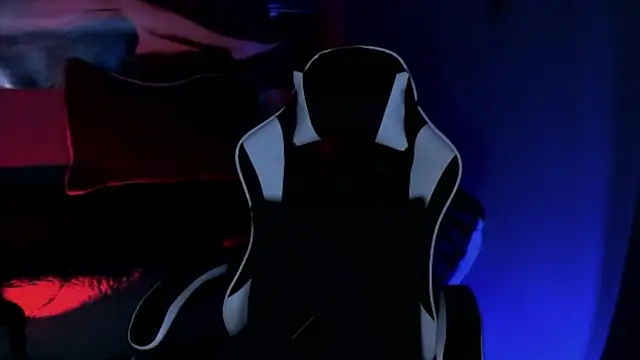 Snapshot of Thomas_Fit1 chatting on March 2026 01:55:01 AM Thomas Fit1 online show from March 2026 01:55:01 AM