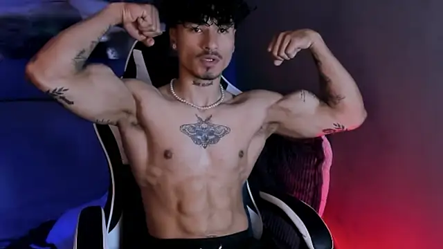 Snapshot of Thomas_Fit1 chatting on March 2026 06:36:01 PM Thomas Fit1 online show from March 2026 06:36:01 PM