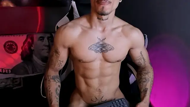 Snapshot of Thomas_Fit1 chatting on March 2026 06:52:01 AM Thomas Fit1 online show from March 2026 06:52:01 AM