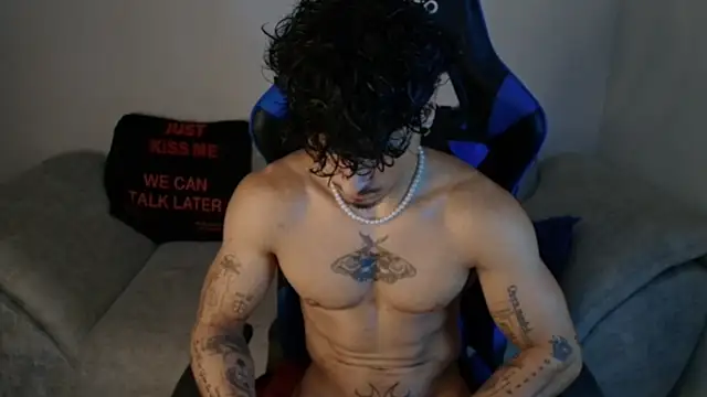 Snapshot of Thomas_Fit1 chatting on July 2026 02:05:02 AM Thomas Fit1 online show from July 2026 02:05:02 AM