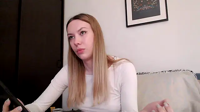 Snapshot of Scarlettford chatting on January 2026 01:04:01 PM Scarlettford online show from January 2026 01:04:01 PM