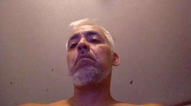 Xoc8  online show from February 2025 06:07:01 PM