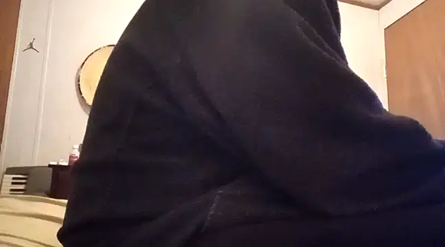 Xoc8  online show from March 2025 12:01:02 PM