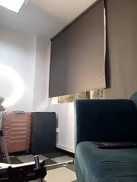 AnthonelaDuque online show from December 2025 11:38:02 AM