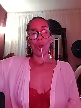 Snapshot of SelenaHouston chatting on February 2026 03:48:01 AM SelenaHouston online show from February 2026 03:48:01 AM