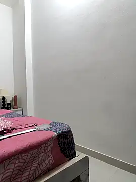 Snapshot of Selina_6 chatting on January 2025 02:14:01 PM Selina 6 online show from January 2025 02:14:01 PM