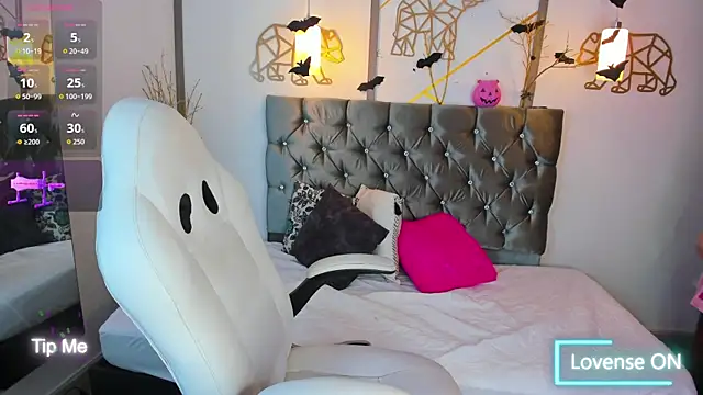 Snapshot of SalmaZaman chatting on October 2025 06:08:02 PM SalmaZaman online show from October 2025 06:08:02 PM