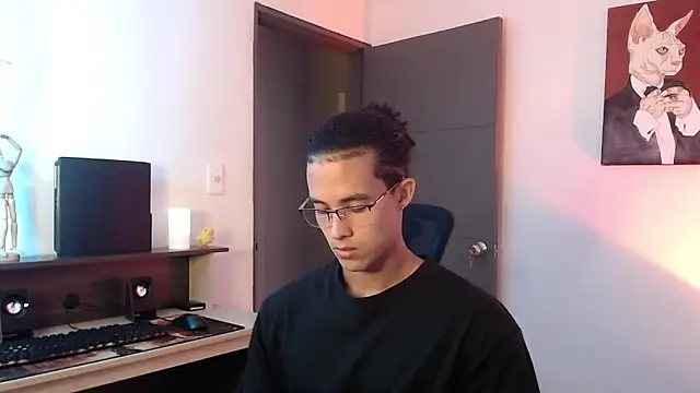 alejo x3 online show from February 2025 12:04:01 AM