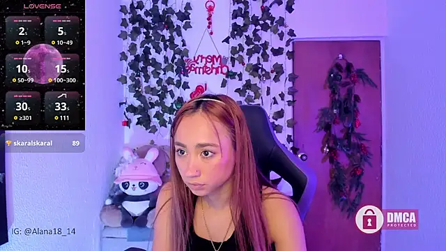 Snapshot of Alana_Pherson chatting on December 2024 07:07:02 AM Alana Pherson online show from December 2024 07:07:02 AM