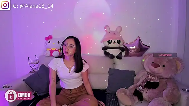 Snapshot of Alana_Pherson chatting on September 2025 01:33:01 AM Alana Pherson online show from September 2025 01:33:01 AM