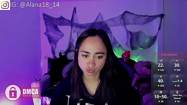 Snapshot of Alana_Pherson chatting on October 2025 07:43:01 AM Alana Pherson online show from October 2025 07:43:01 AM