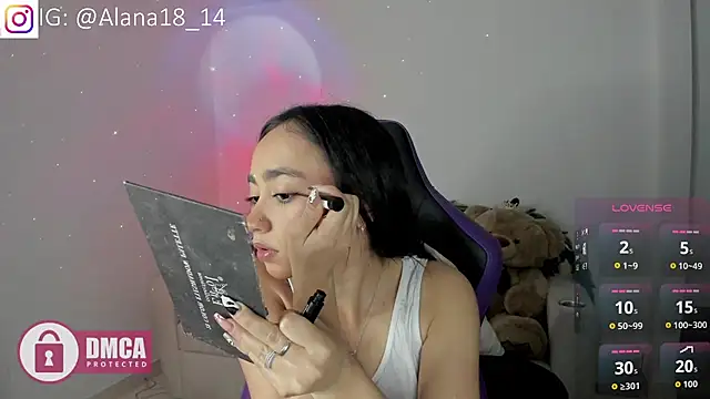 Snapshot of Alana_Pherson chatting on November 2025 03:39:02 AM Alana Pherson online show from November 2025 03:39:02 AM