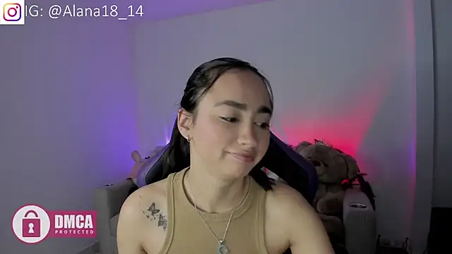 Snapshot of Alana_Pherson chatting on November 2025 04:10:02 AM Alana Pherson online show from November 2025 04:10:02 AM