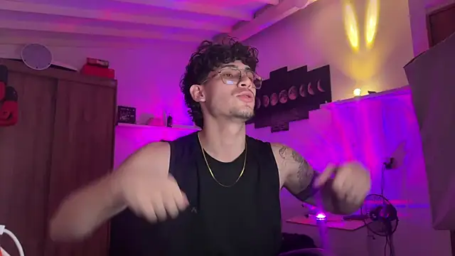 Kisan Smith online show from April 2026 03:15:01 AM