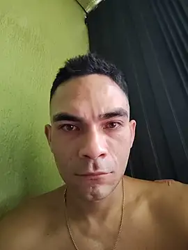 sexyboycolombi4 online show from November 2025 05:56:01 PM