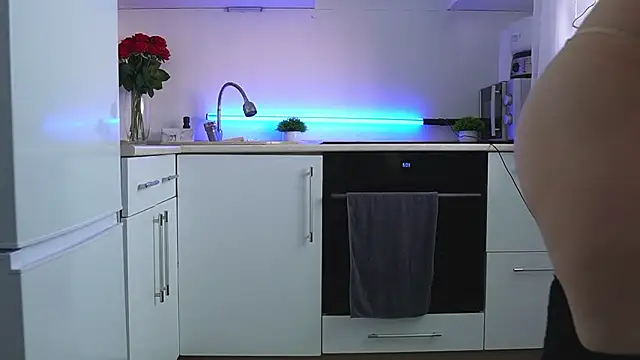 888 666 online show from March 2026 04:05:01 AM