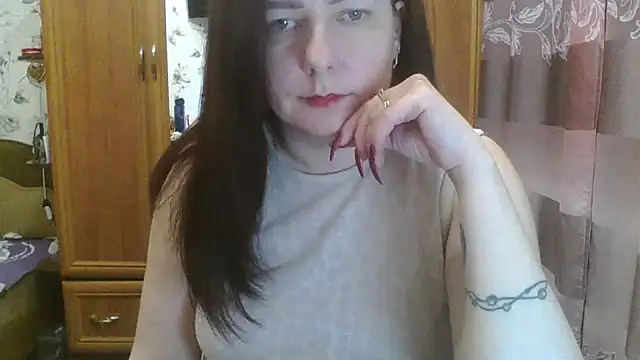 SophieNightAh online show from February 2025 07:21:01 PM