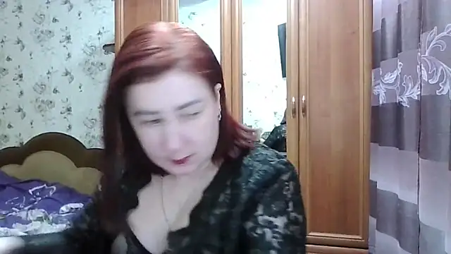 Snapshot of SophieNightAh chatting on February 2026 04:43:01 PM SophieNightAh online show from February 2026 04:43:01 PM