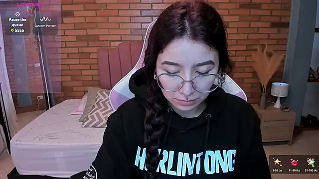 Amy joones online show from June 2026 11:26:02 AM